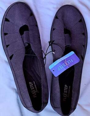 Flex Step Emma Dark Blue Gray Cutout Slip On Shoes Womens 8.5W Wide NWT Comfort